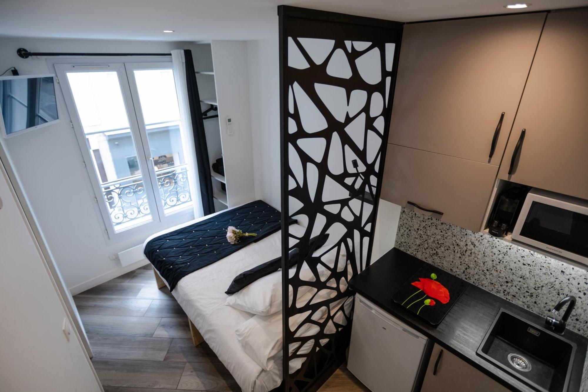 Beatrice Et Emmanuel Meuble Eiffel Aparthotel Parijs Buitenkant foto
